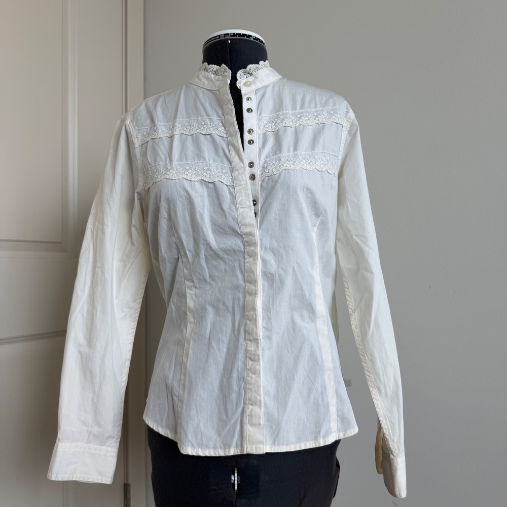 Vintage Lace Snap Front Cotton Top